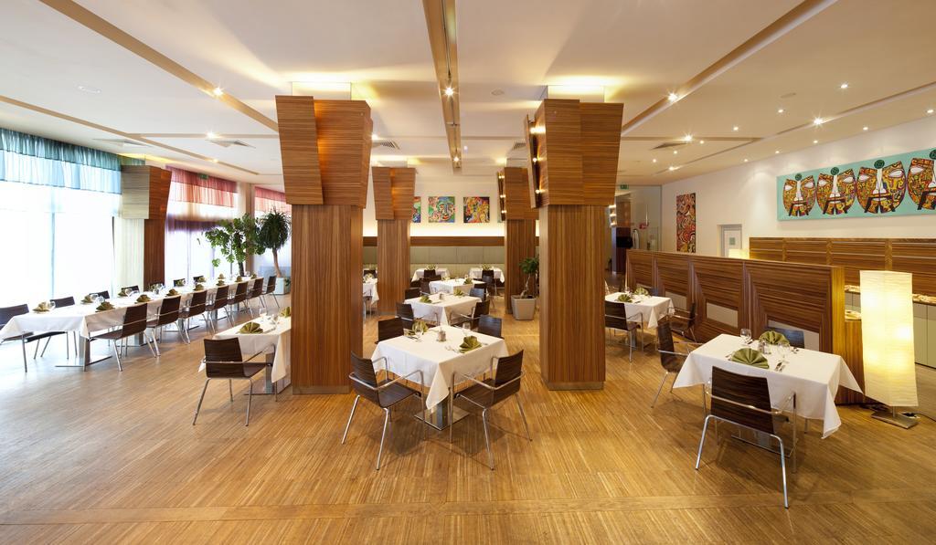The Gerald'S Hotel Рэдэуци Экстерьер фото